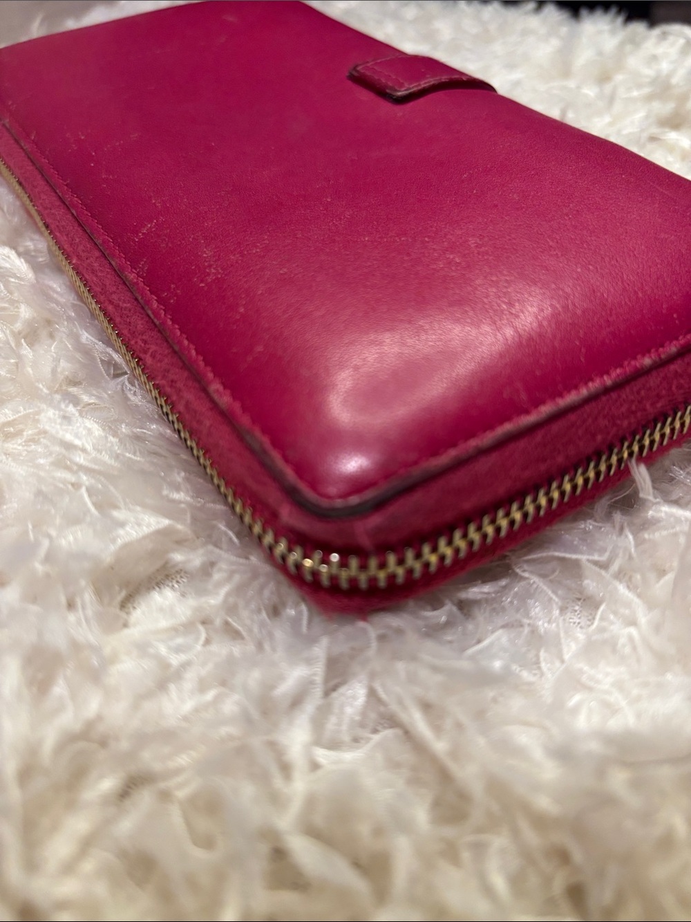 Saint Laurent Classic Y Ligne Zip Around Wallet in fuchsia pink - Picture 7 of 16